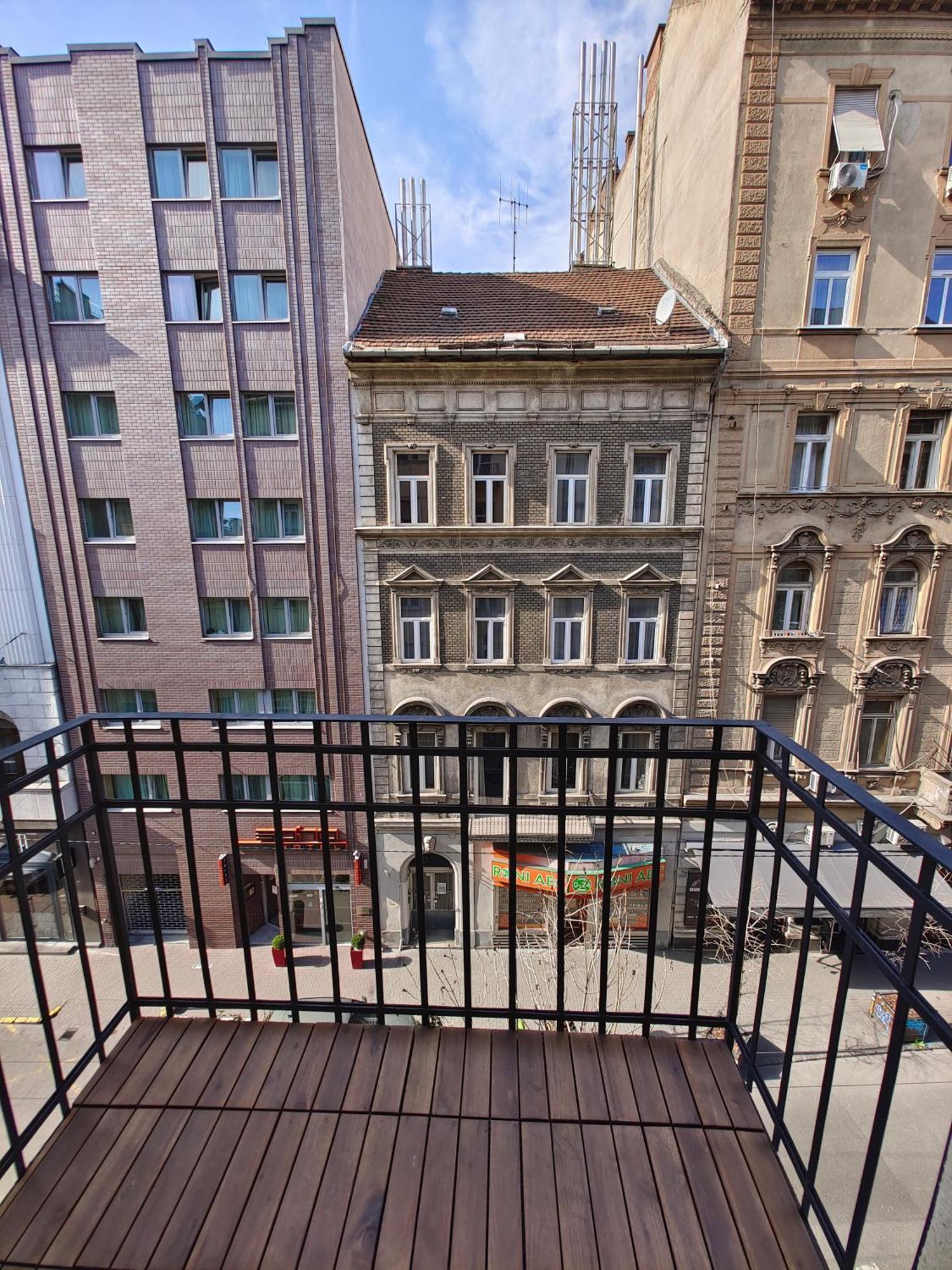 City Center 2, Cozy And Modern 2Br In The City Center Budapeste Exterior foto