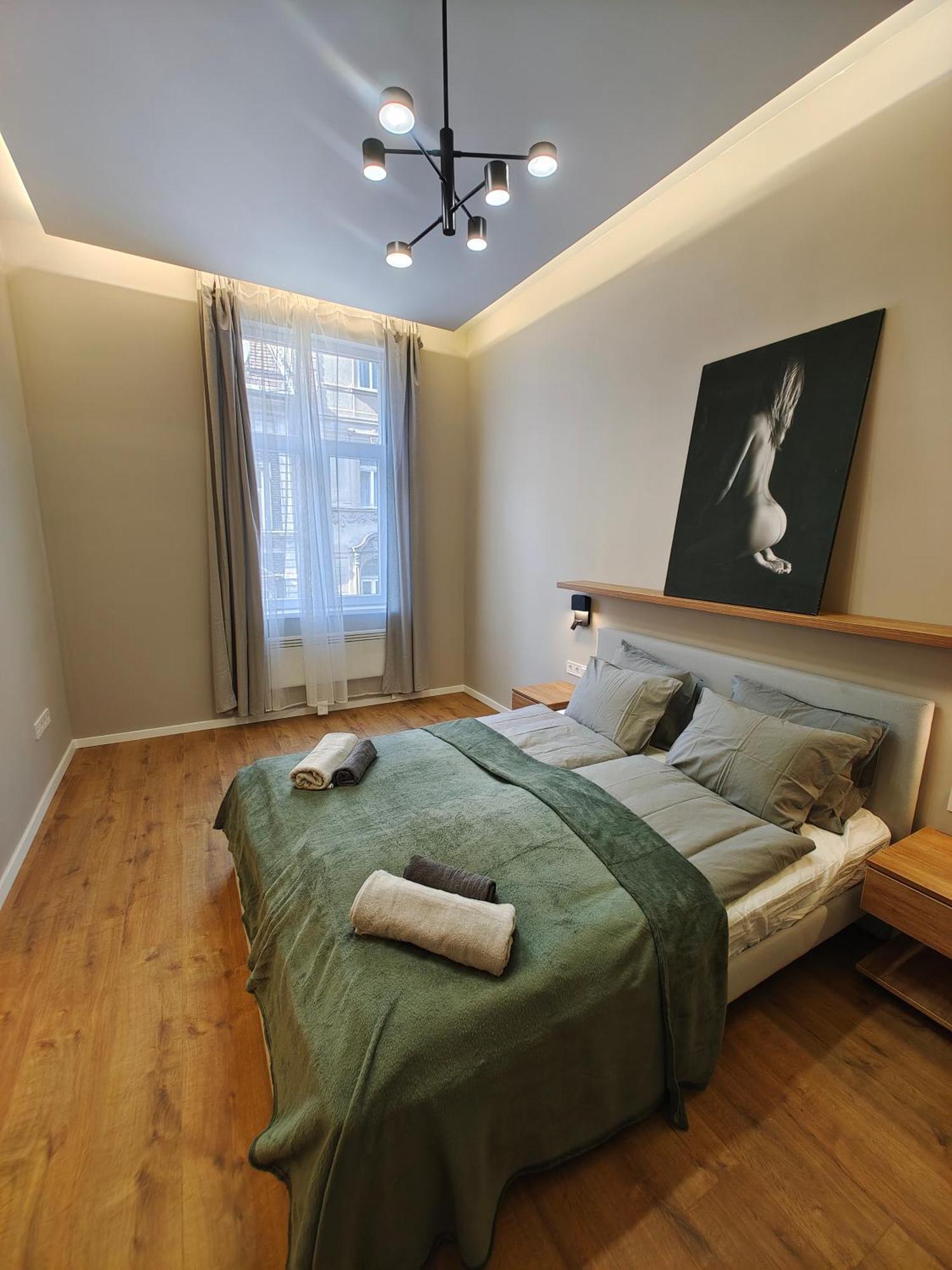 City Center 2, Cozy And Modern 2Br In The City Center Budapeste Exterior foto